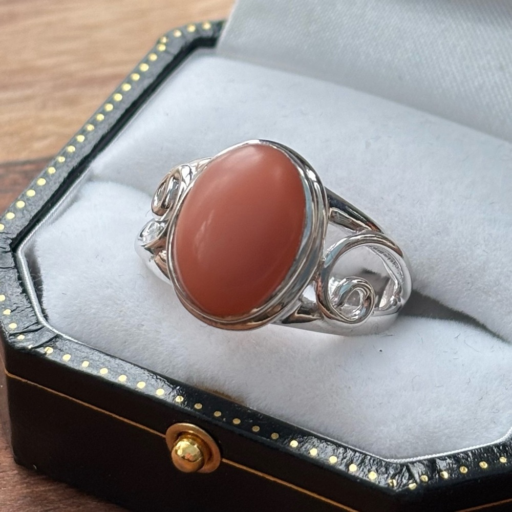 Sterling Silver Peach Moonstone Ring Size 8.5